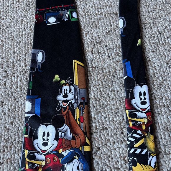 Disney Mickey Unlimited Mouse Neck Tie Movie Set Director 4" x 58" Goofy Donald - Picture 3 of 5